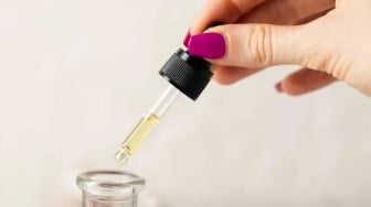 4 Rekomendasi Serum Wajah di Bawah Rp150 Ribu, Murah tapi Kualitasnya Top Bikin Auto Ganteng
